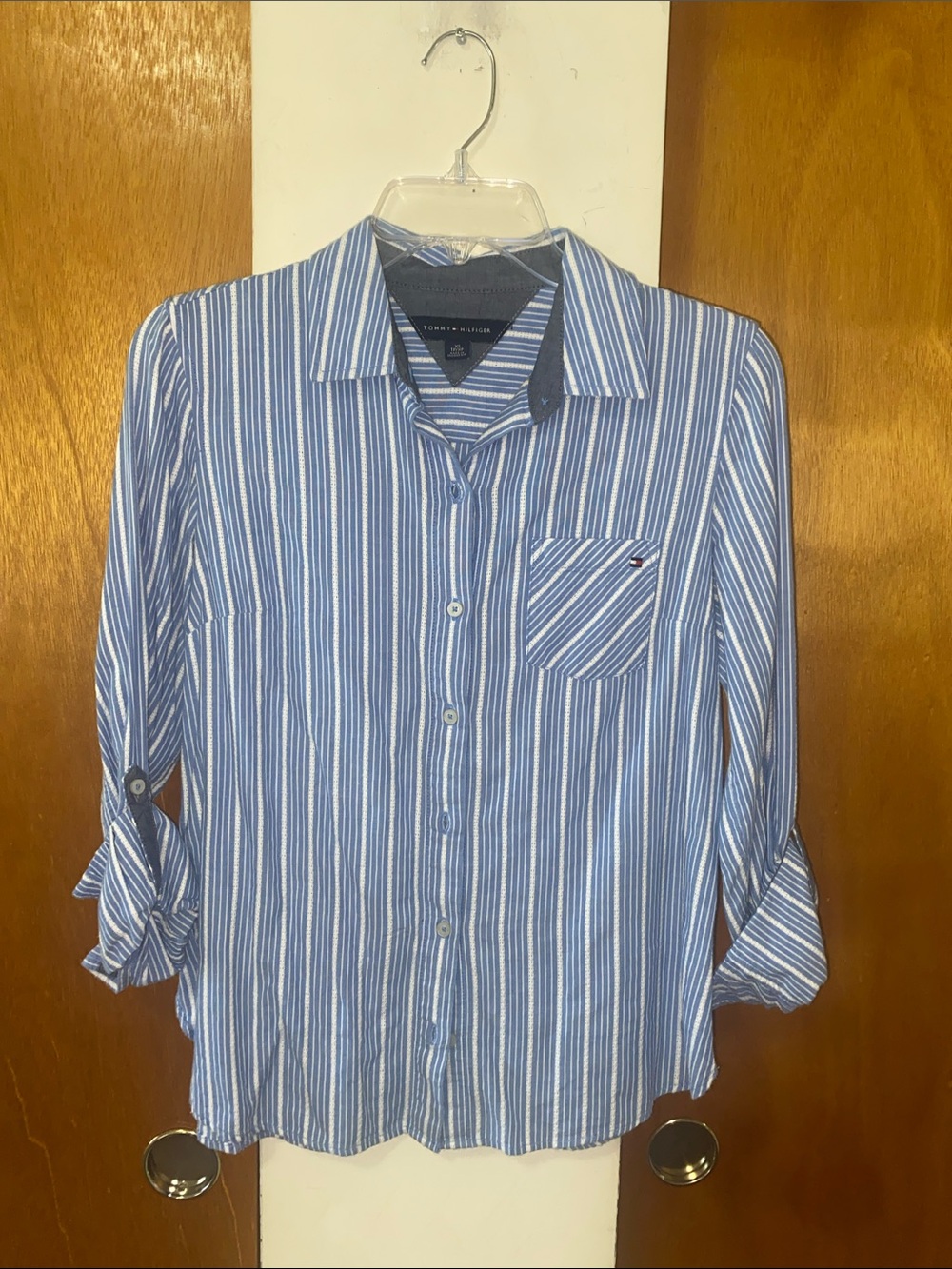 🩵🤍🩶EUC Tommy Hilfiger Light Blue/White Striped Button-Down Shirt - 100% Cotton